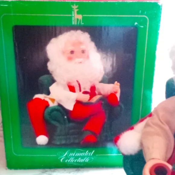 Vintage Santa’s Best Animated Collectable in Chair Smoking Pipe W/List Orig. Box - Picture 9 of 12